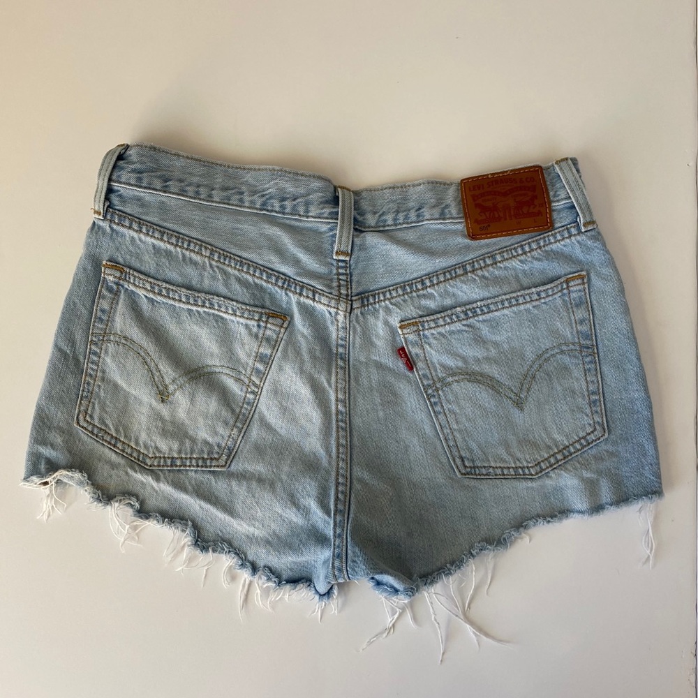 Levi’s Unique Button Front Distressed Shorts - image 5